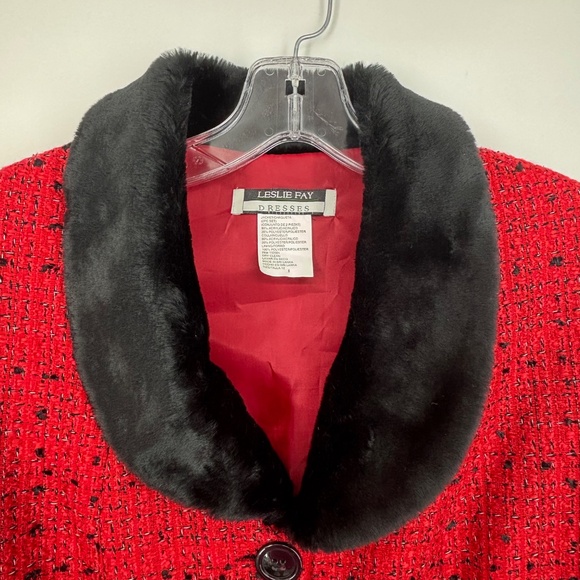 Leslie Fay Womens Size 12 Blazer Jacket Red Black White Tweed Faux Fur Collar - Picture 4 of 9